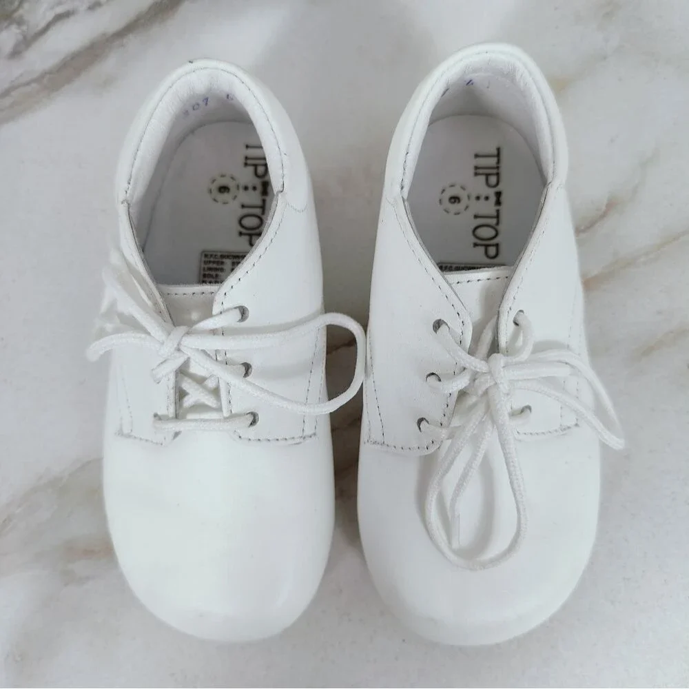 Tip Top White Infant Baby Walker Shoes, Sz 6
